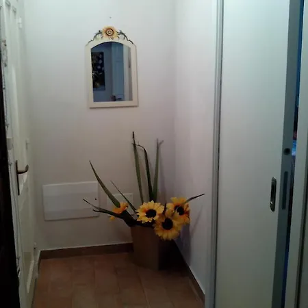 Giannina Guest house 2*